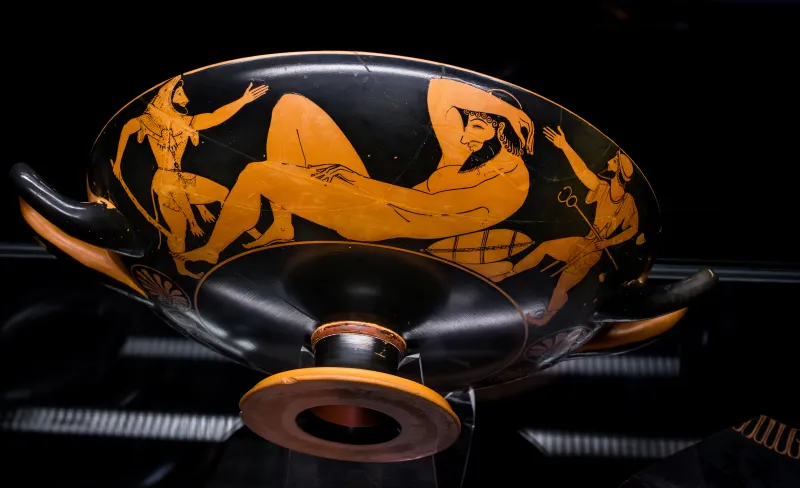 Phintias Arv 24 12 - Satyr - Herakles And Apollon Struggling For The Tripod - Herakles And Alkyoneus 