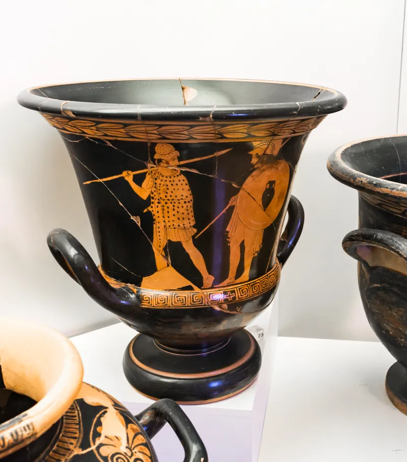 Polydektes Painter - Arv 1069 3 - Warriors Departing - Draped Youths - Roma Mnevg 50431 - 