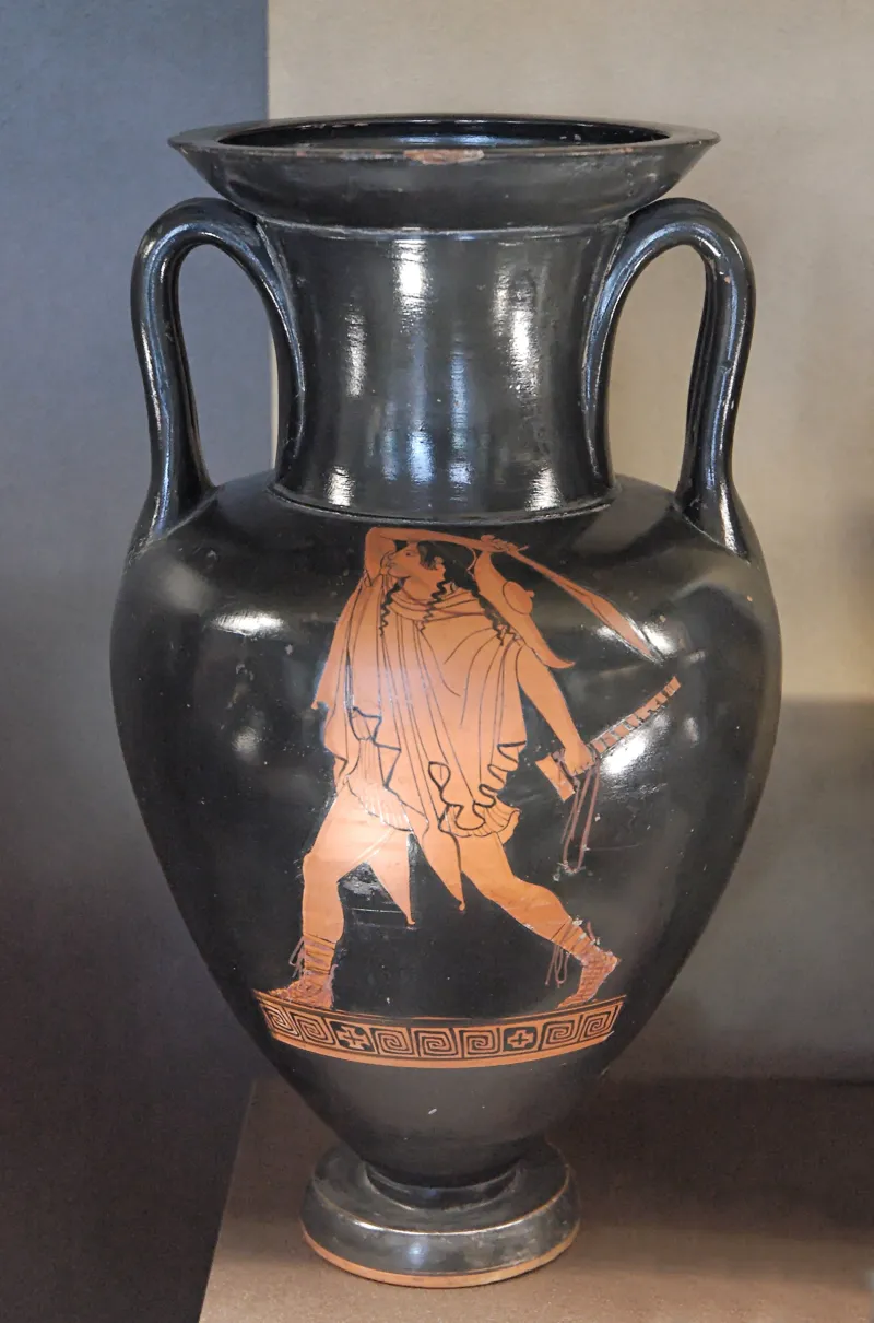 Neck-Amphora Swordsman Louvre 