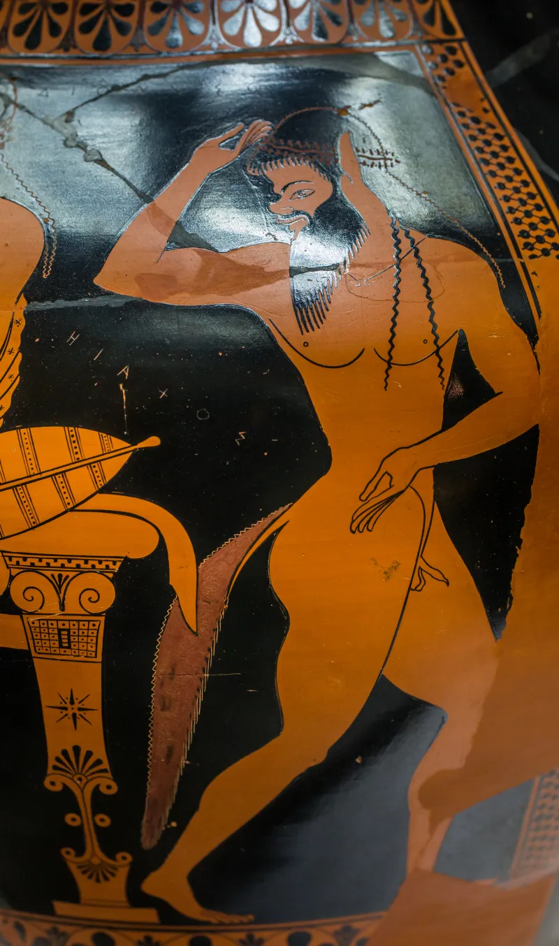 Psiax Arv 6 1 Dionysos Reclining - Herakles And Iolaos In Quadriga 