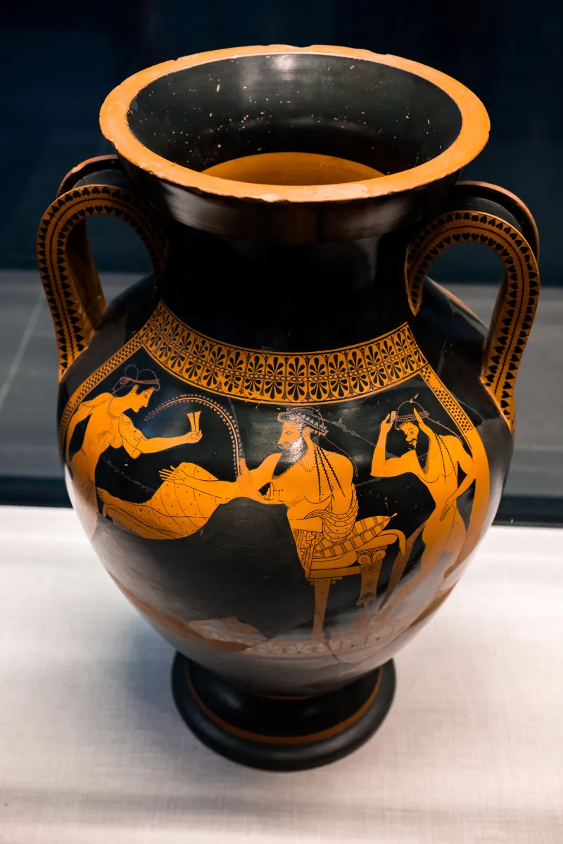 Psiax - Arv 6 1 - Dionysos Reclining With Maenad And Satyr - Herakles And Iolaos In Quadriga - München As 2302 - 