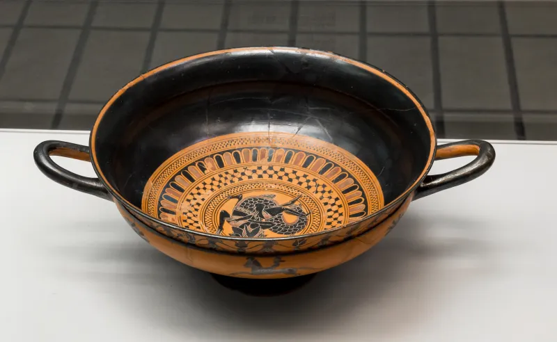 Red-Black Painter - Abv 61 8 - Herakles And Triton - Rider - London Bm 1947-0714-16 - 