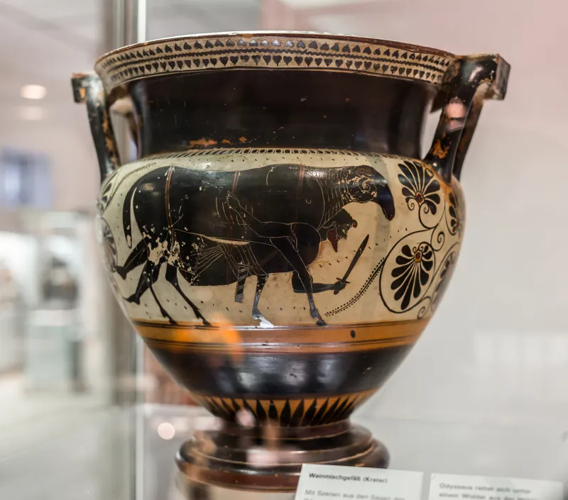 Sappho Painter Abv 507 57 Odysseus Escaping Under The Ram - Amazons 