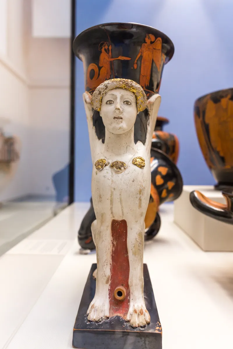Sotades Painter Arv 764 8 Sphinx Carrying Rhyton - Kekrops And Nike 