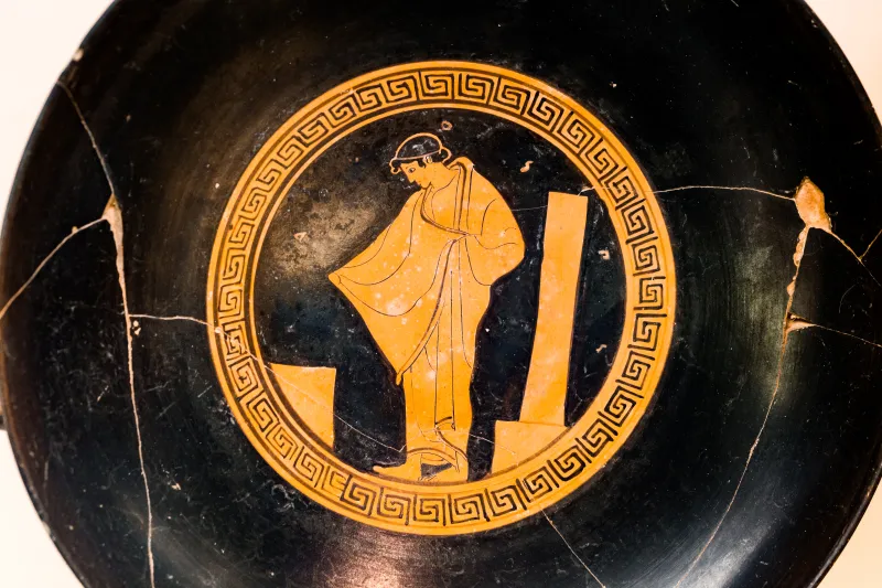 Telephos Painter - Arv 819 48 - Youth At Stele - Rhodos Am 12296 - 