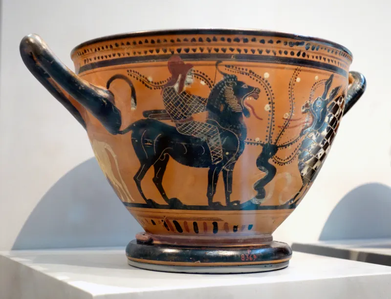 Black-Figure Skyphos Amazon And Monster (Boston Mfa 
