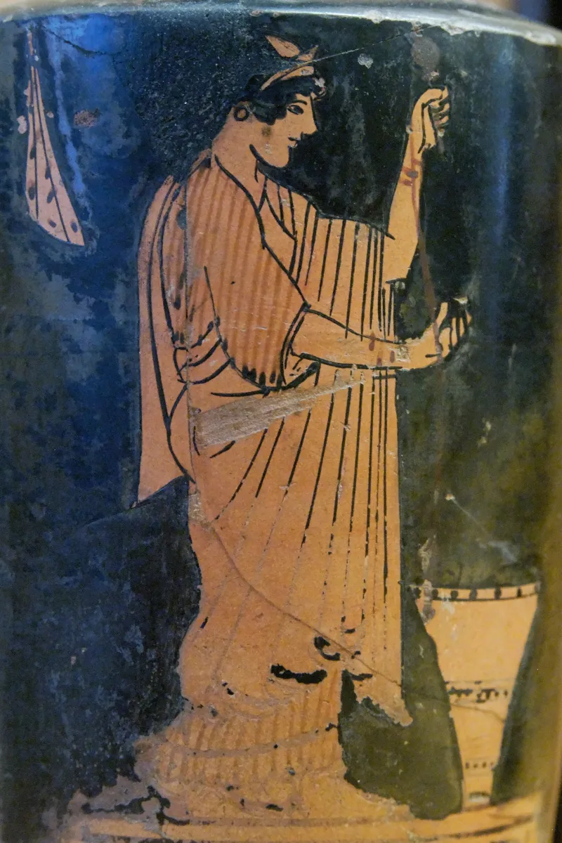 Woman Spinning Mar Palermo 
