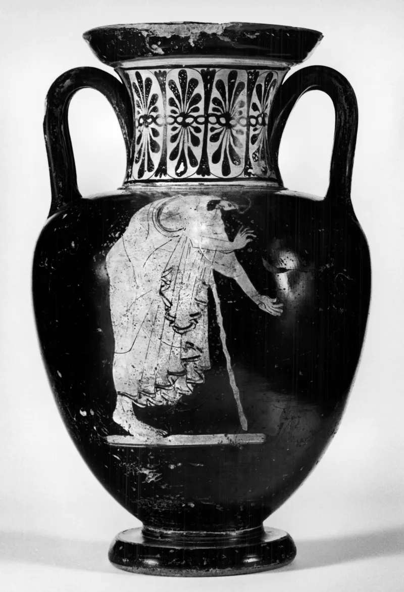 Tyszkiewicz Painter - Small Neck-Amphorae - Walters 4858 - Side 